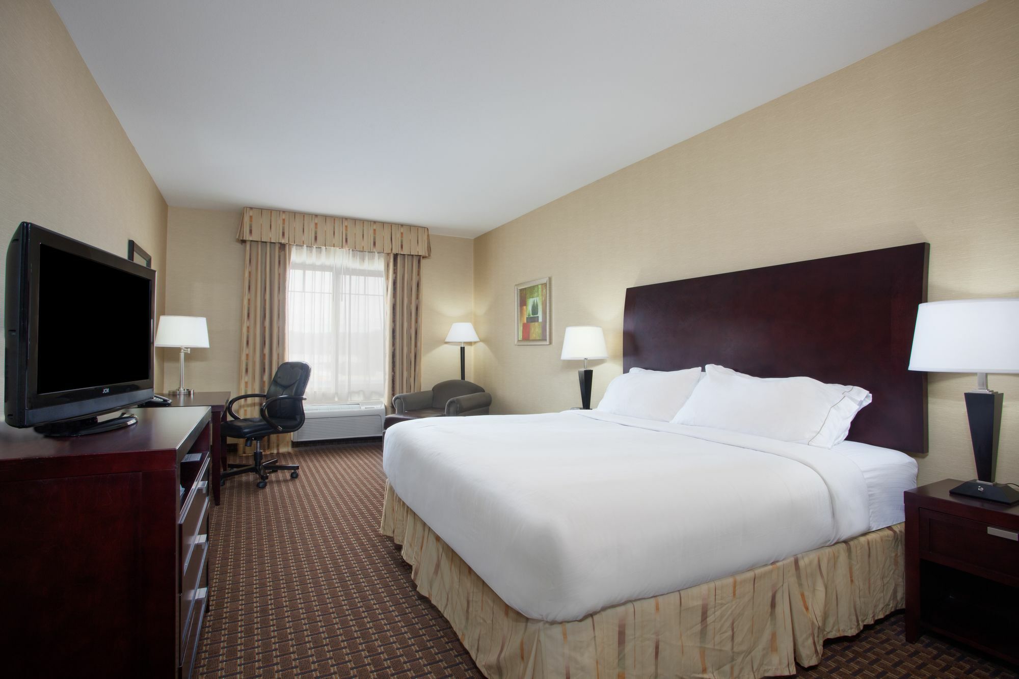 Holiday Inn Express Newport By Ihg Экстерьер фото